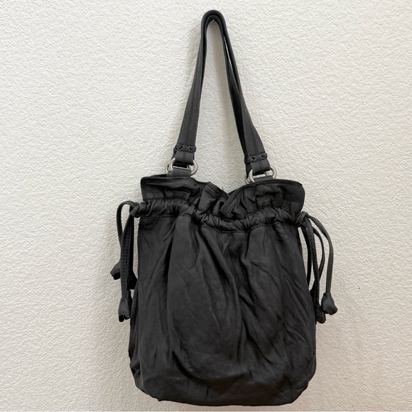 Vintage LUCKY BRAND Black 100% Lamb Leather Drawstring Bucket Hobo Shoulder Bag